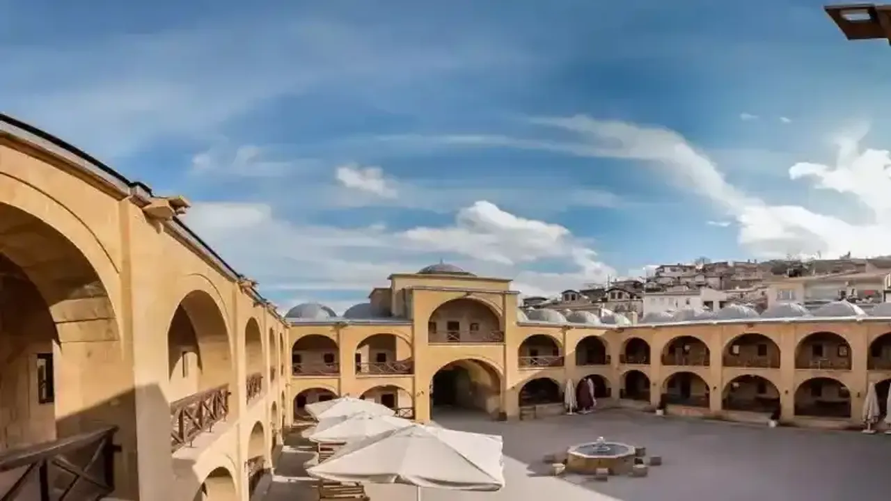  Suluhan Kervansarayı 
